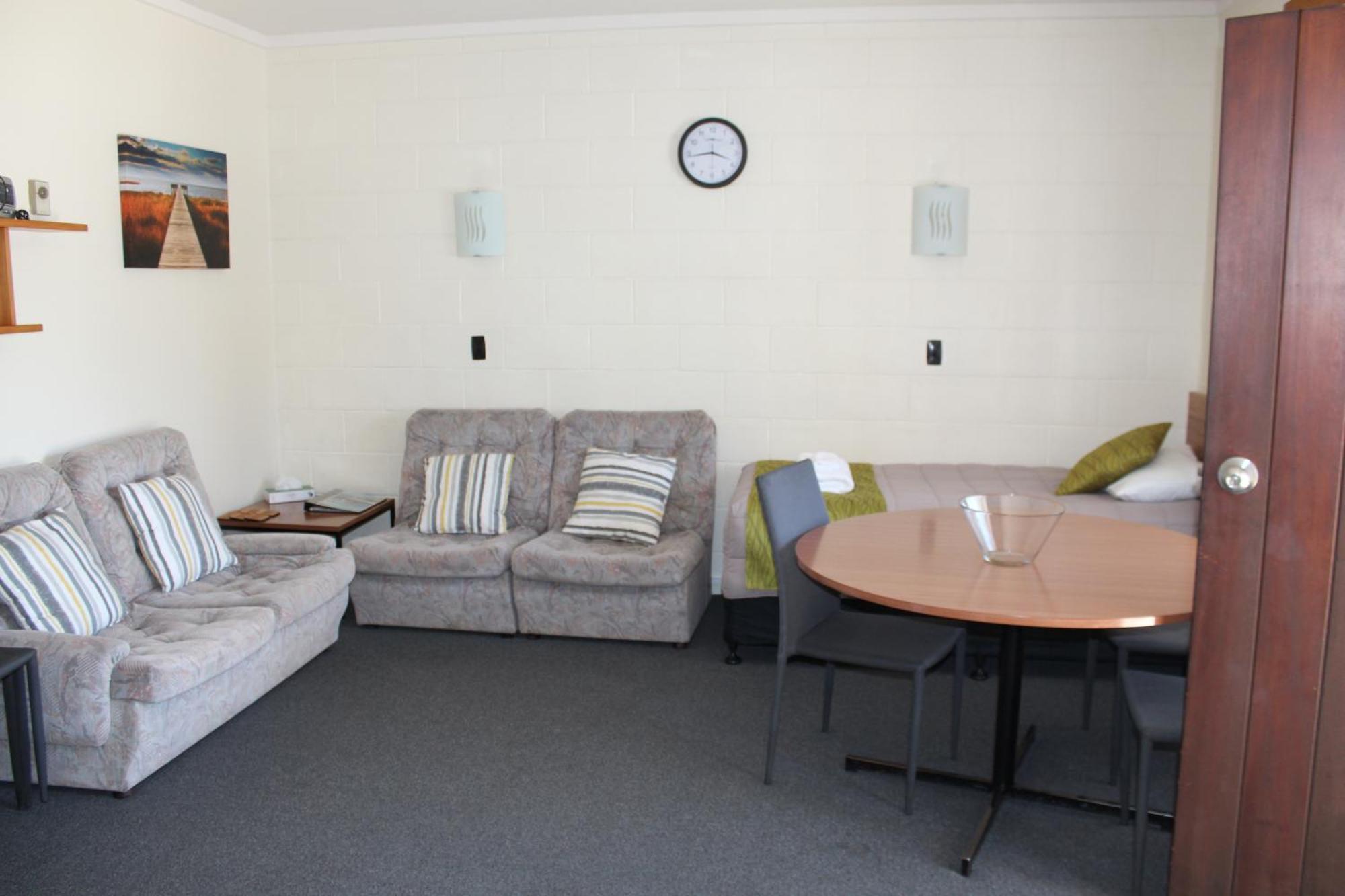 Elmore Lodge Motel Hastings Exteriör bild